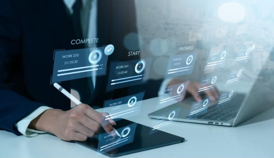 React与Vue的关键信号：成都微信小程序开发识别战略计划失败的早期预警