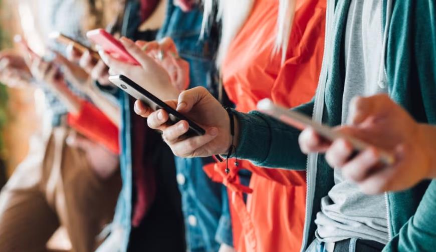 从证书到实战：破解AWS认证专家的生产交付能力密码 | 成都小程序开发公司的深度洞察  